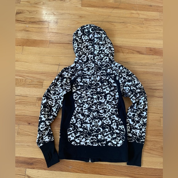 Lululemon Jacket - Picture 2 of 4